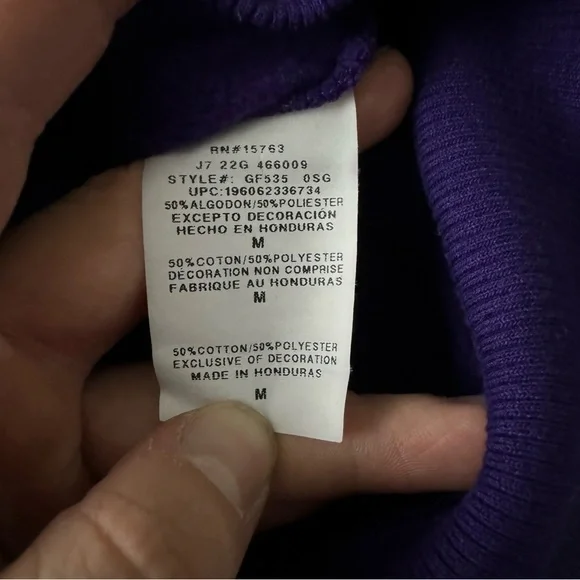 Champion Women’s Royal Purple Crewneck Bold Text Graphic Crewneck Size Medium - Picture 4 of 6